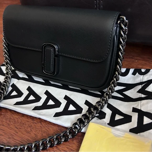 NWOT Marc Jacobs The J Mini Chain Accent Leather Handbag in Black -No Strap- - Picture 15 of 17